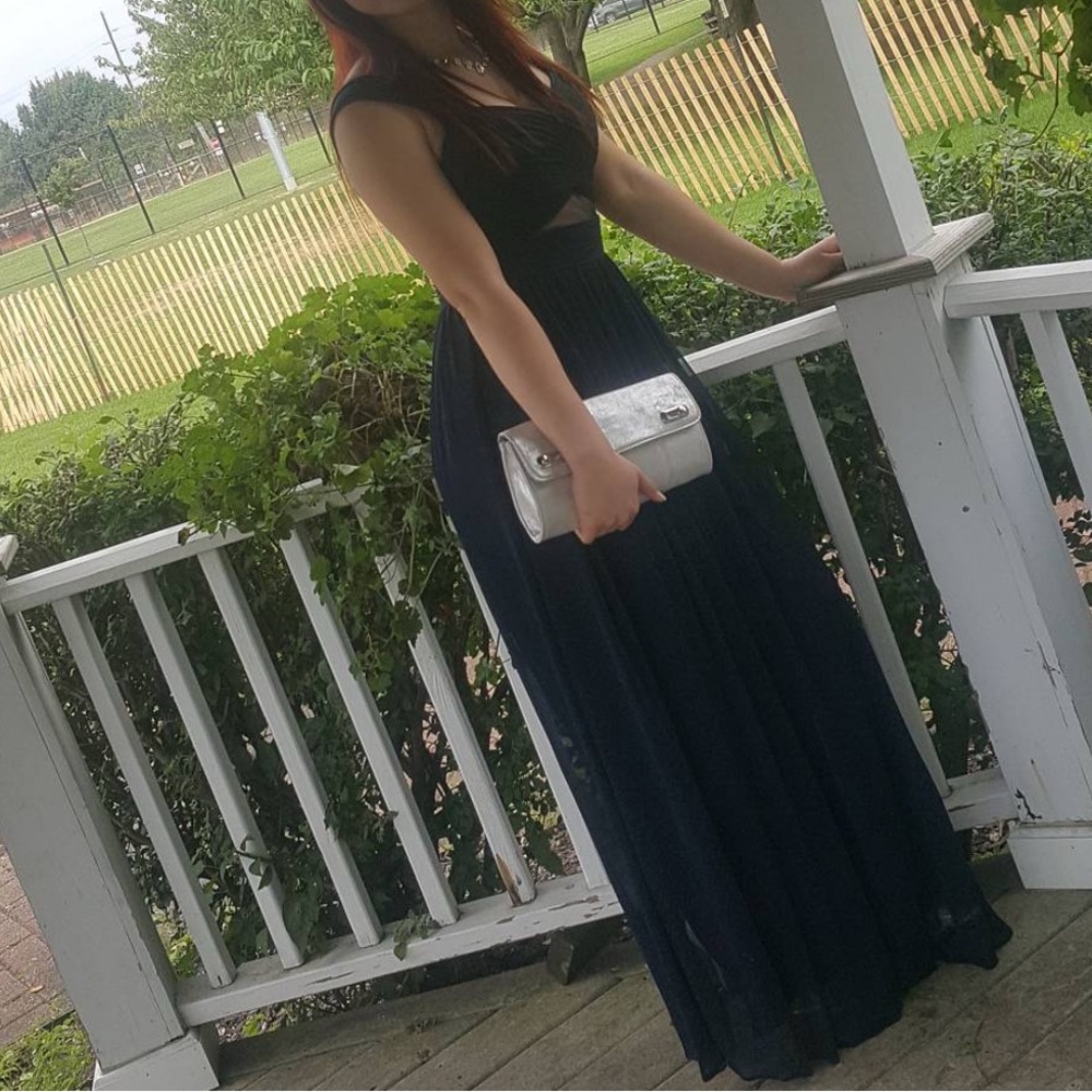 Elegant Black Evening Gown